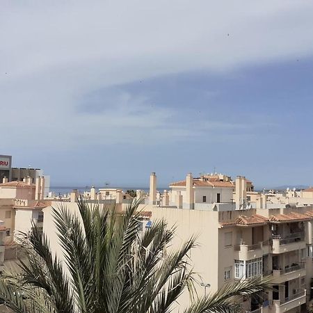 شقة Amplio Piso Al Lado De La Playa En نيرخا المظهر الخارجي الصورة